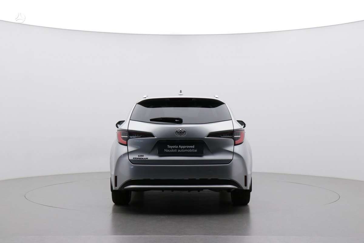 Toyota Corolla, 1.2 l., Универсал