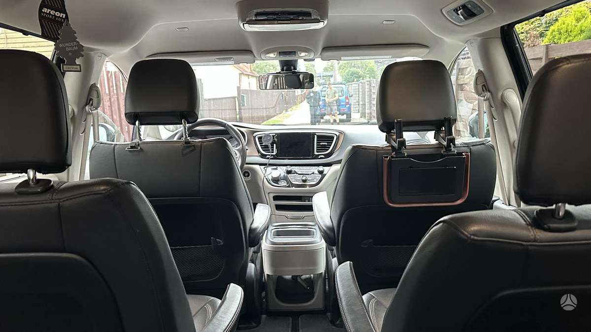 Chrysler Pacifica, 3.6 l., Минивэн