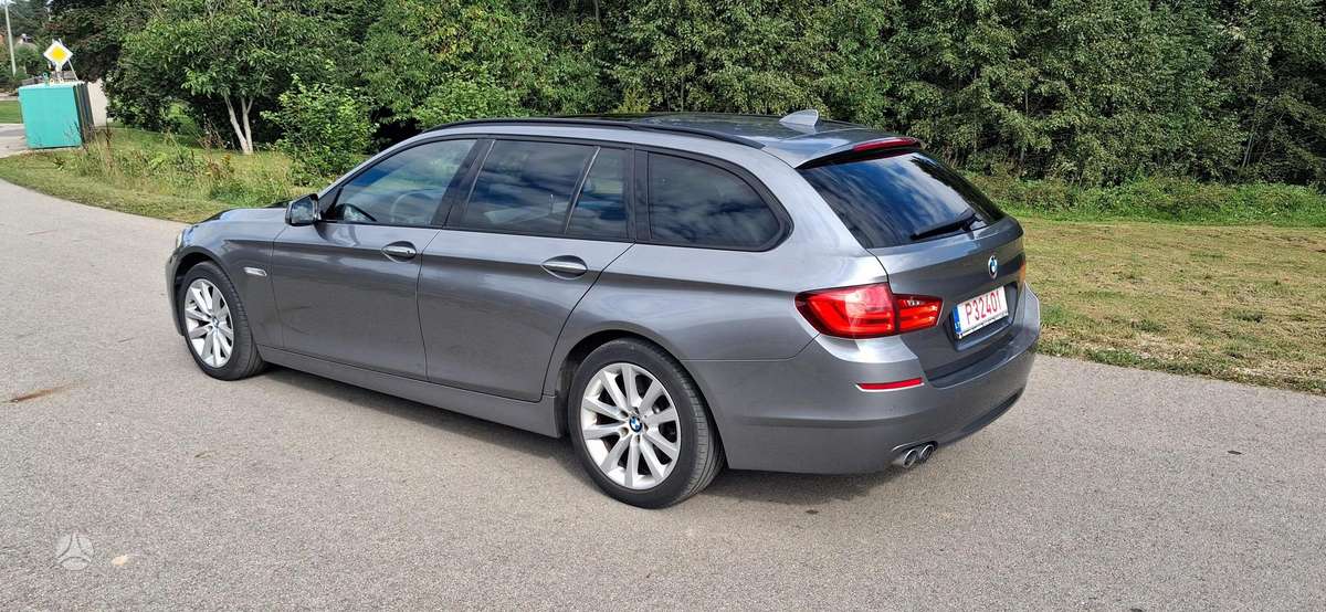 BMW 530, Универсал