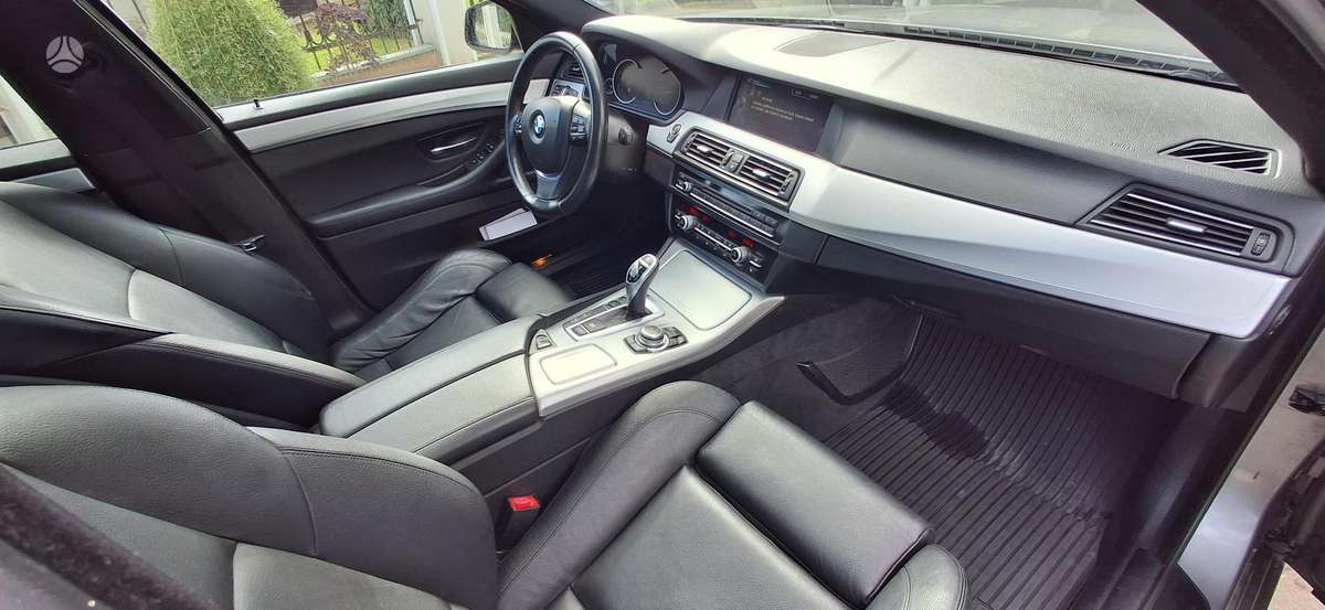 BMW 530, Универсал