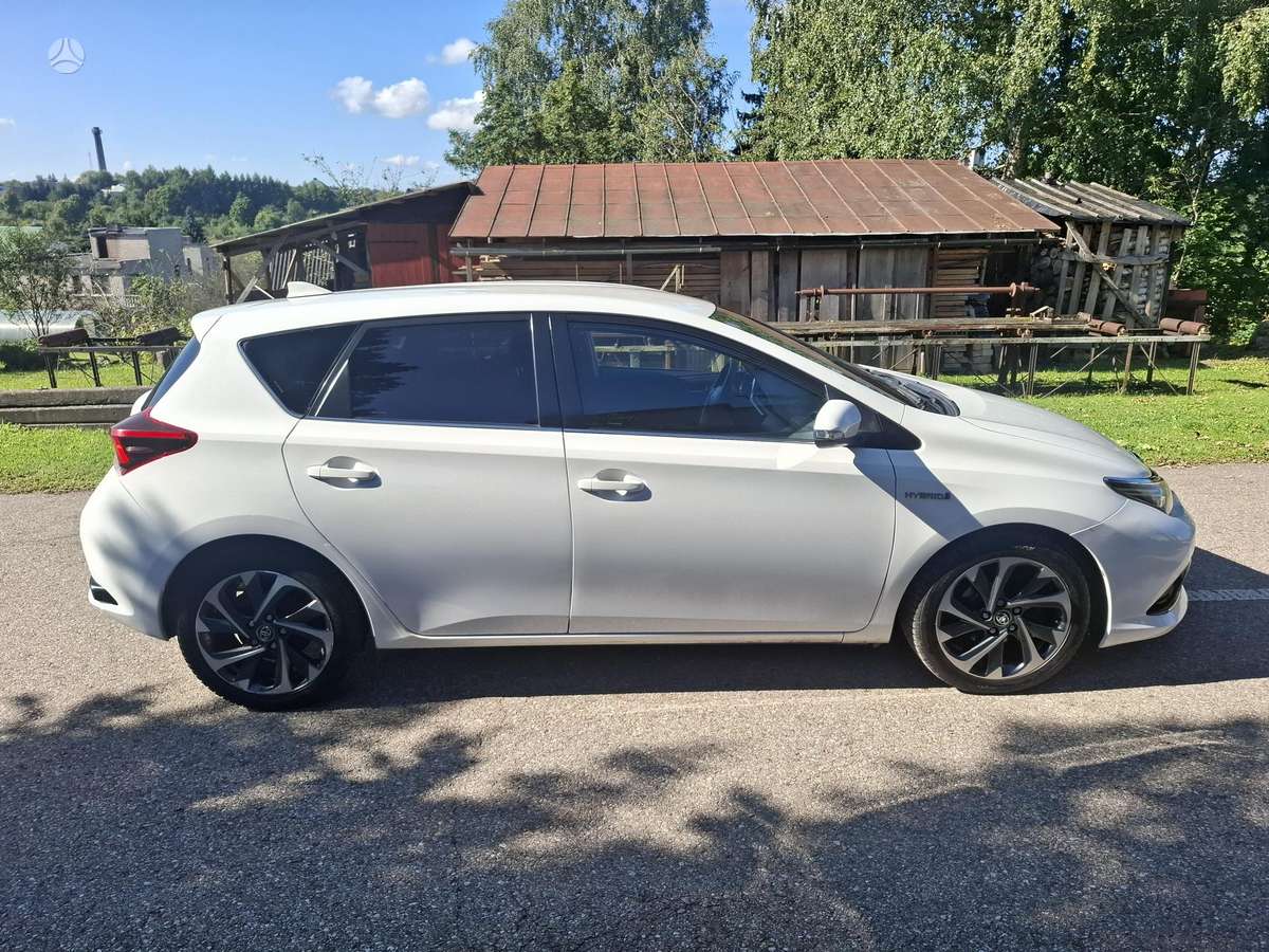 Toyota Auris - 7