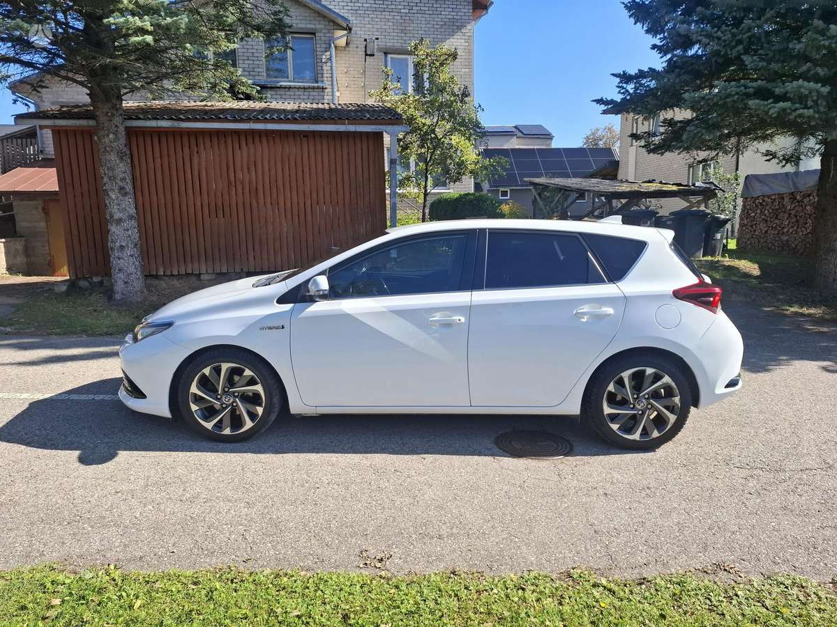 Toyota Auris - 8