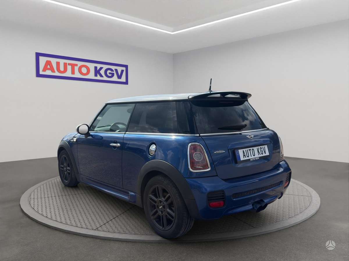 Mini Cooper JCW, 1.6 l., Хэтчбек