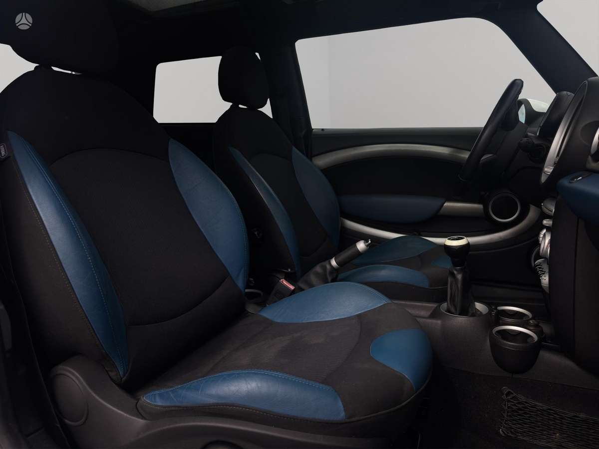 Mini Cooper JCW, 1.6 l., Хэтчбек