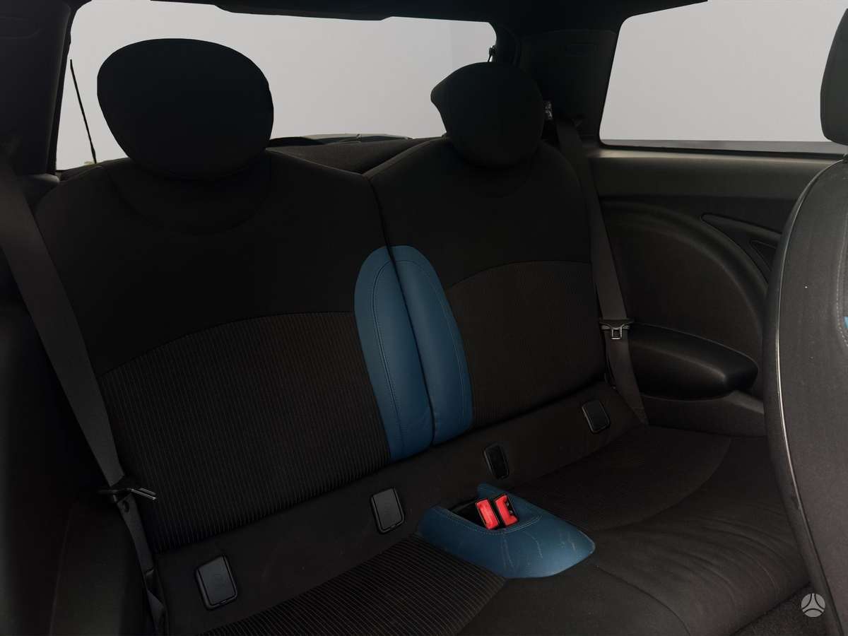 Mini Cooper JCW, 1.6 l., Хэтчбек