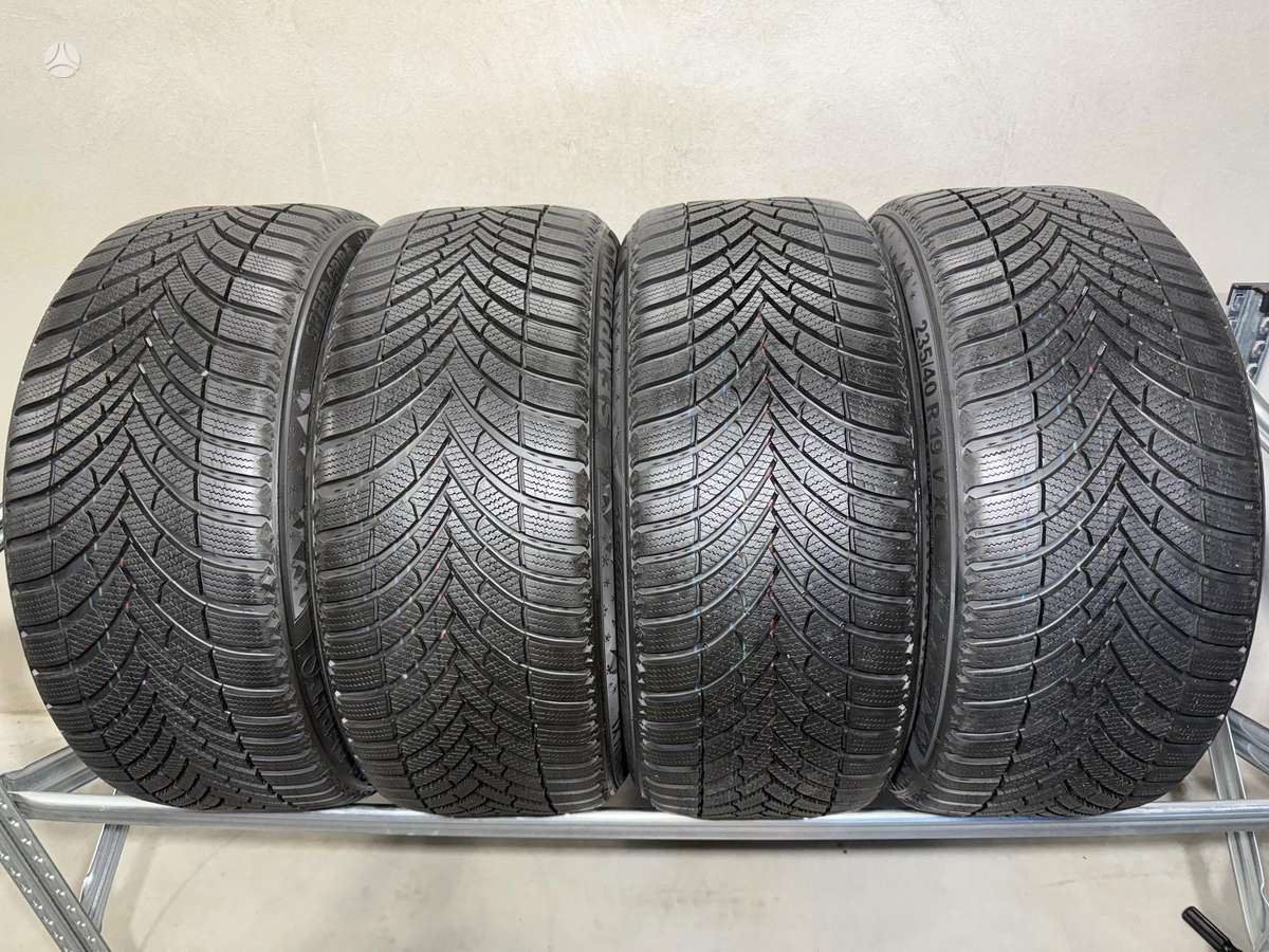 Semperit Speed-grip5//2025m, winter 235/40 R19