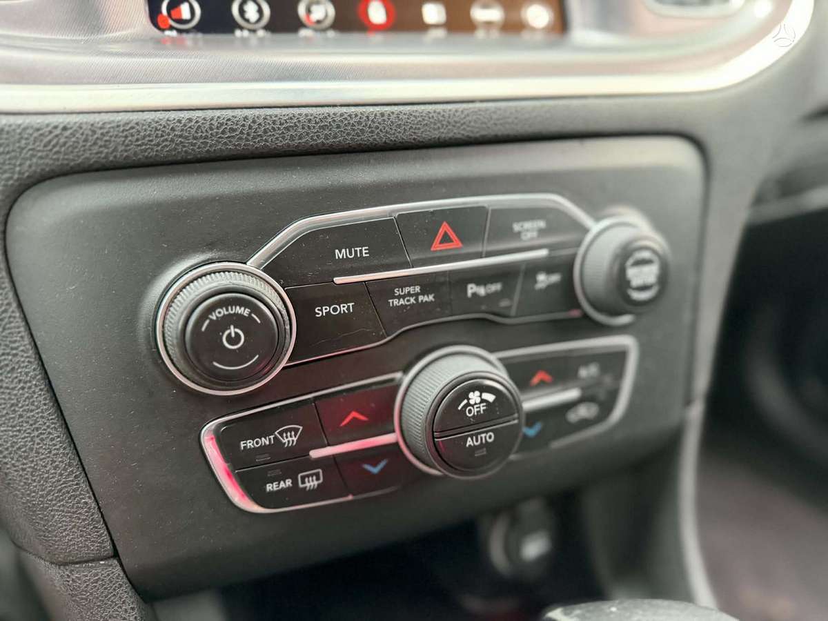 Dodge Charger, 5.7 l., Седан