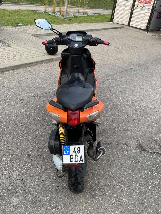 Aprilia SR 50cc, scooters / mopeds