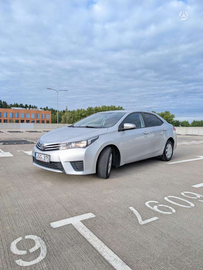 Toyota Corolla - 3