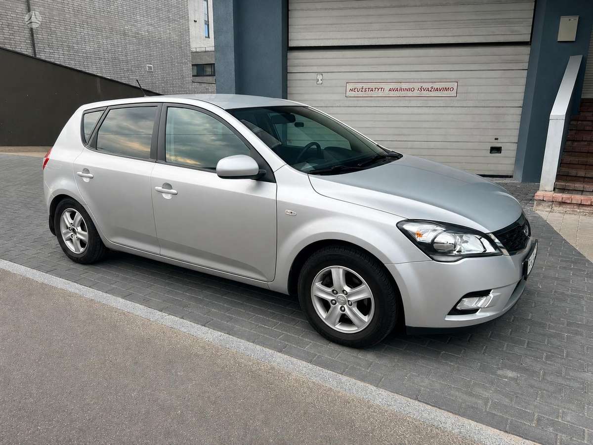 Kia Ceed, 1.6 l., hečbekas