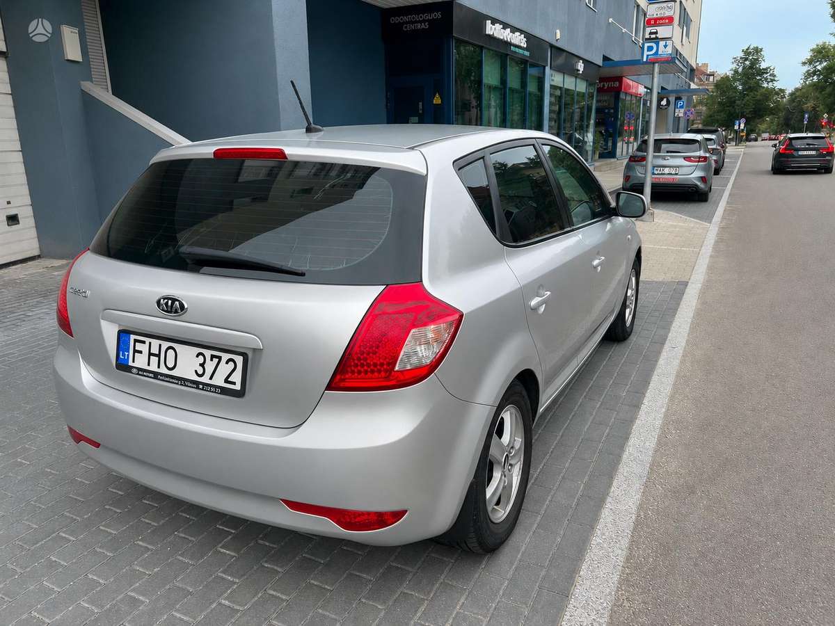 Kia Ceed, 1.6 l., hečbekas