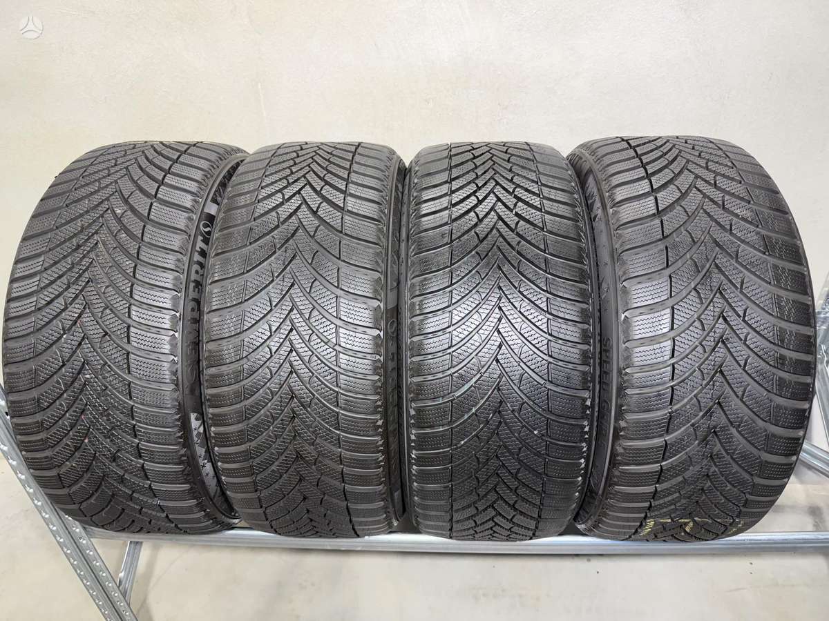 Semperit Speed-grip5//2025m, winter 235/40 R19