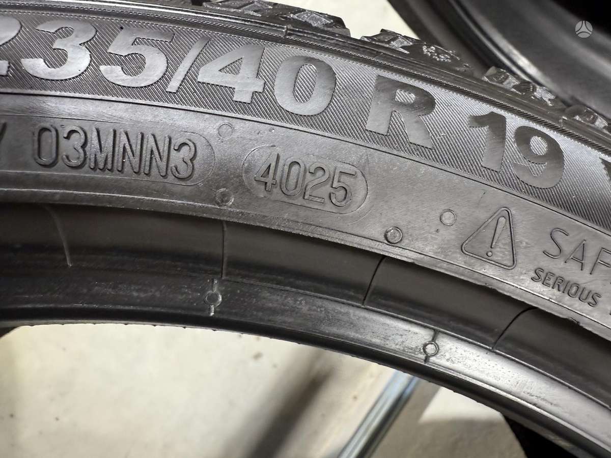 Semperit Speed-grip5//2025m, winter 235/40 R19