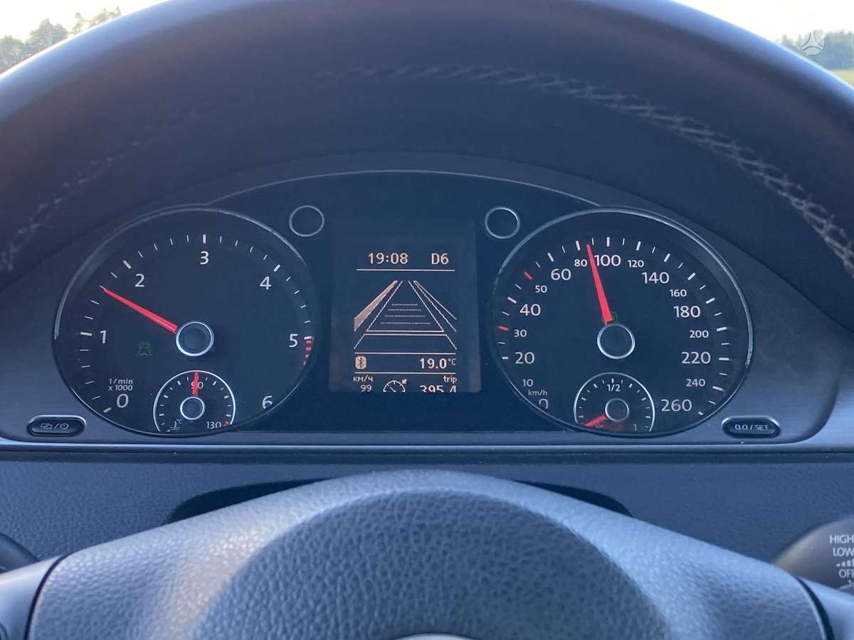 Volkswagen Passat, 2.0 l., Универсал