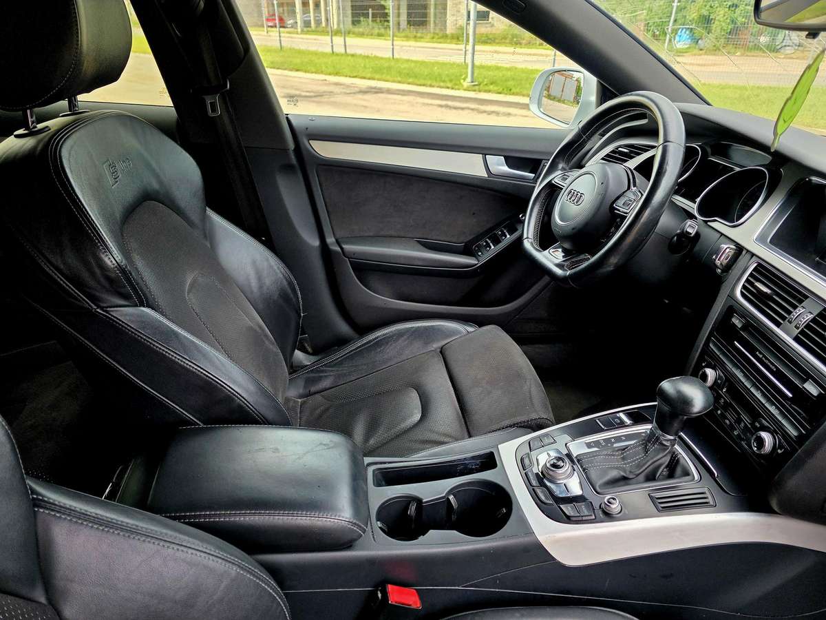 Audi A5, 3.0 l., Седан