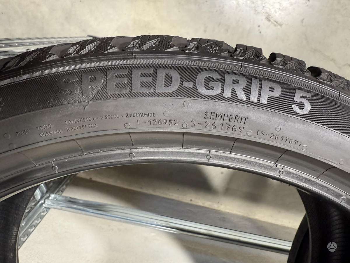 Semperit Speed-grip5//2025m, winter 235/40 R19