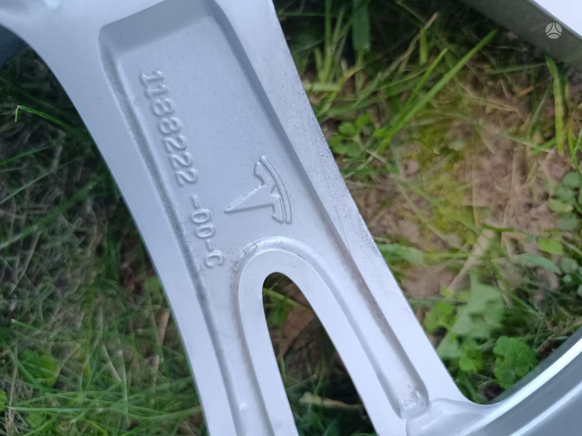 TESLA Y, легкосплавные , R19