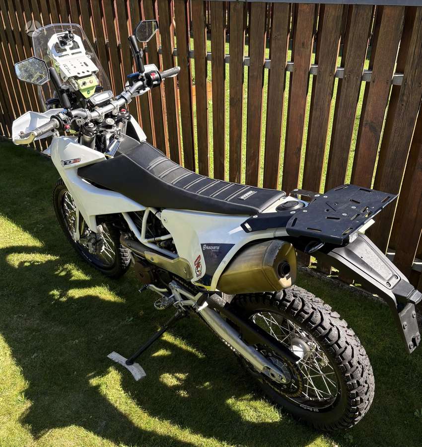 Husqvarna Enduro 701cc, enduro / adventure
