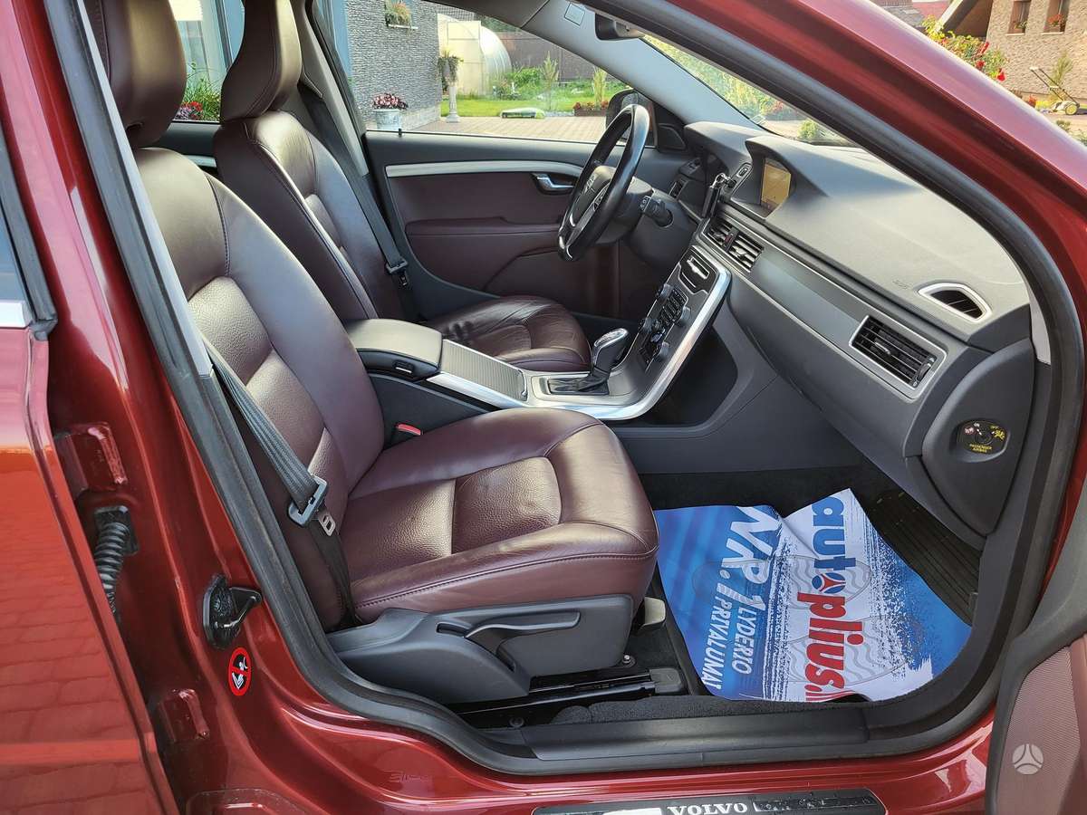 Volvo V70, 2.0 l., Универсал