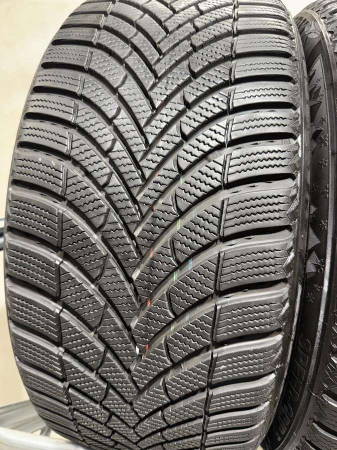 Semperit Speed-grip5//2025m, winter 235/40 R19
