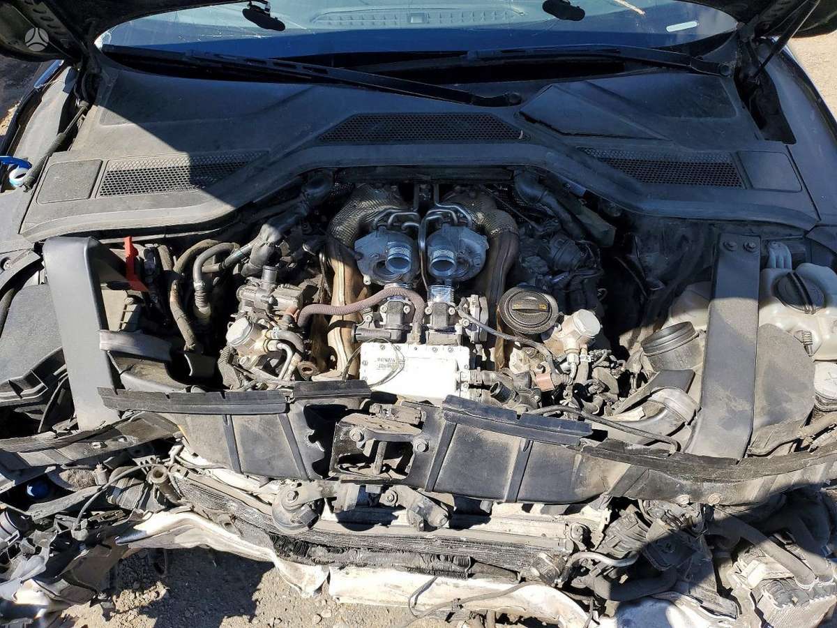 Audi S8, 4.0 l., Седан