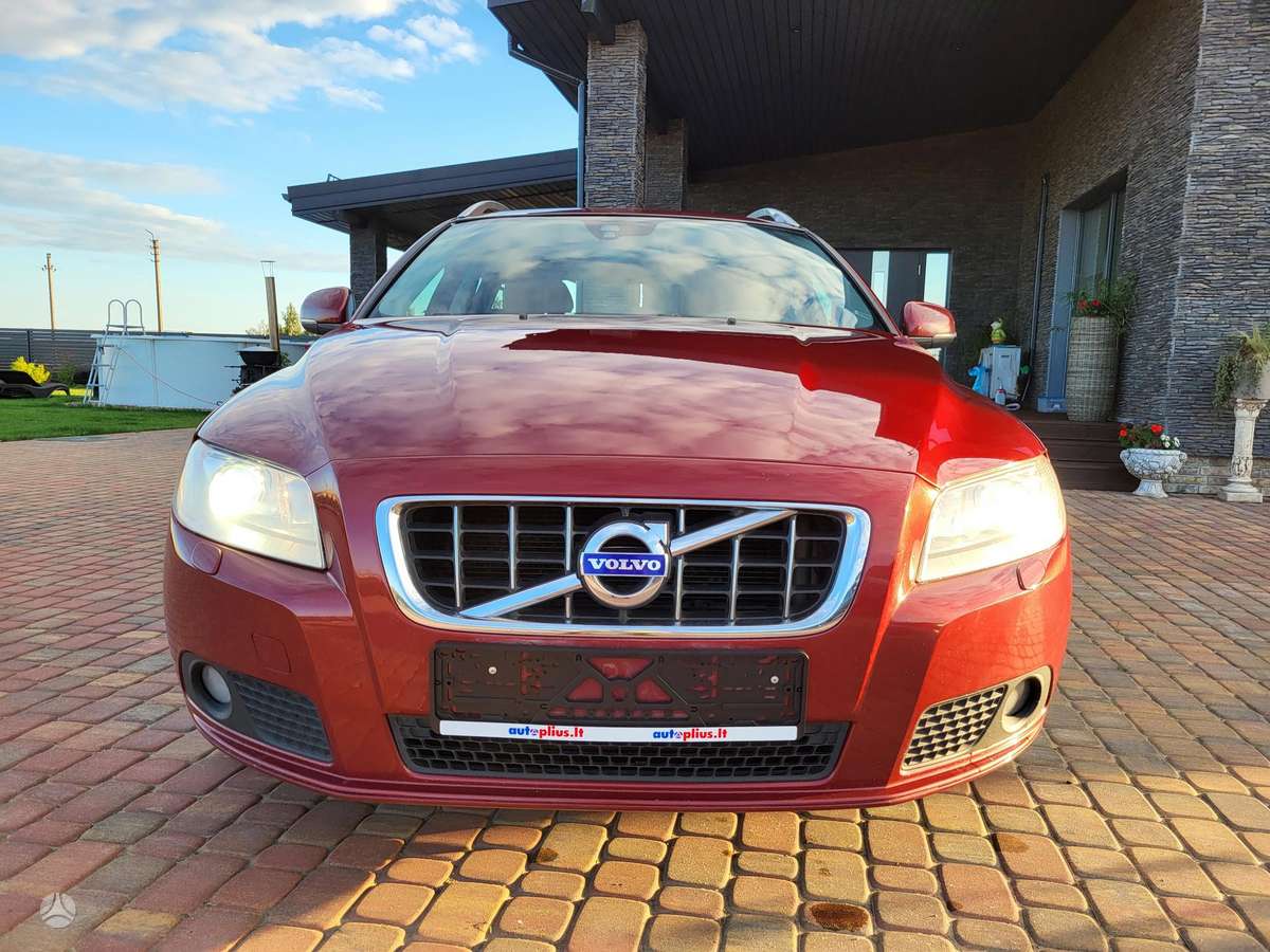 Volvo V70, 2.0 l., Универсал