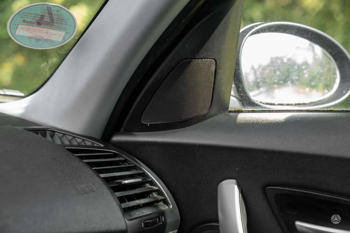 BMW 120, 2.0 l., Хэтчбек