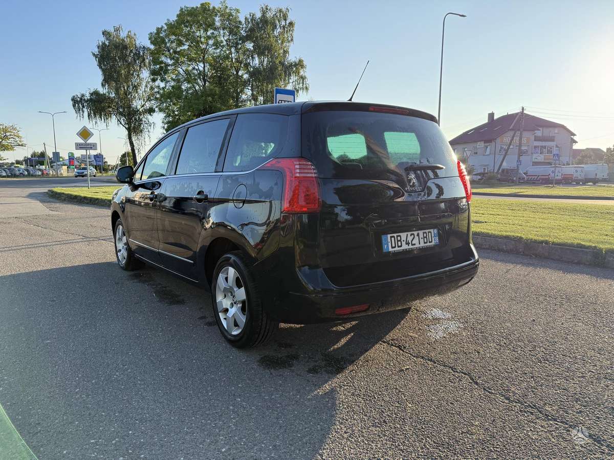 Peugeot 5008 - 4