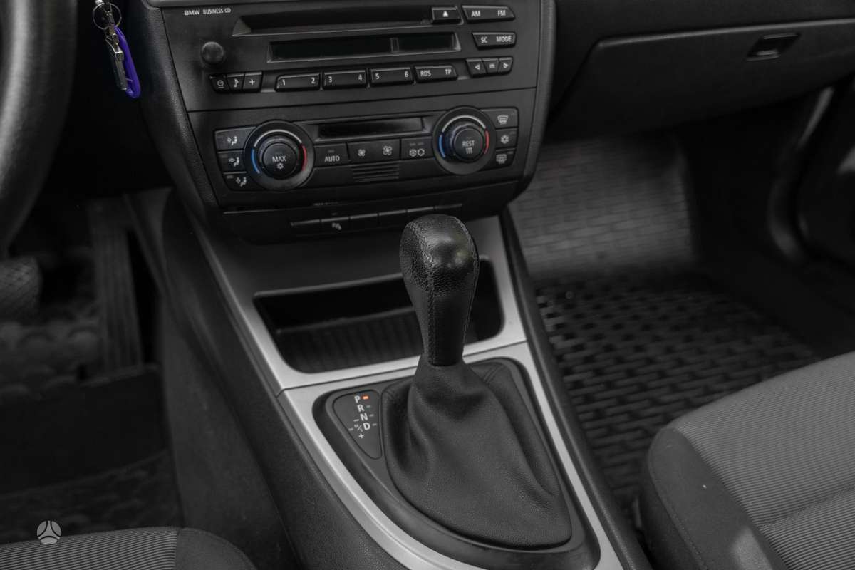 BMW 120, 2.0 l., Хэтчбек