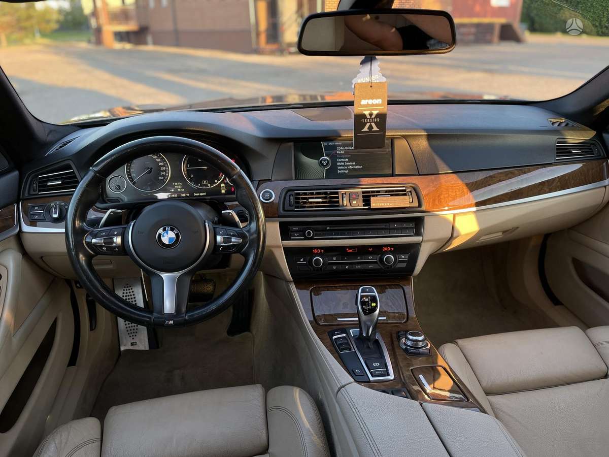 BMW 520, 2.0 l., Универсал
