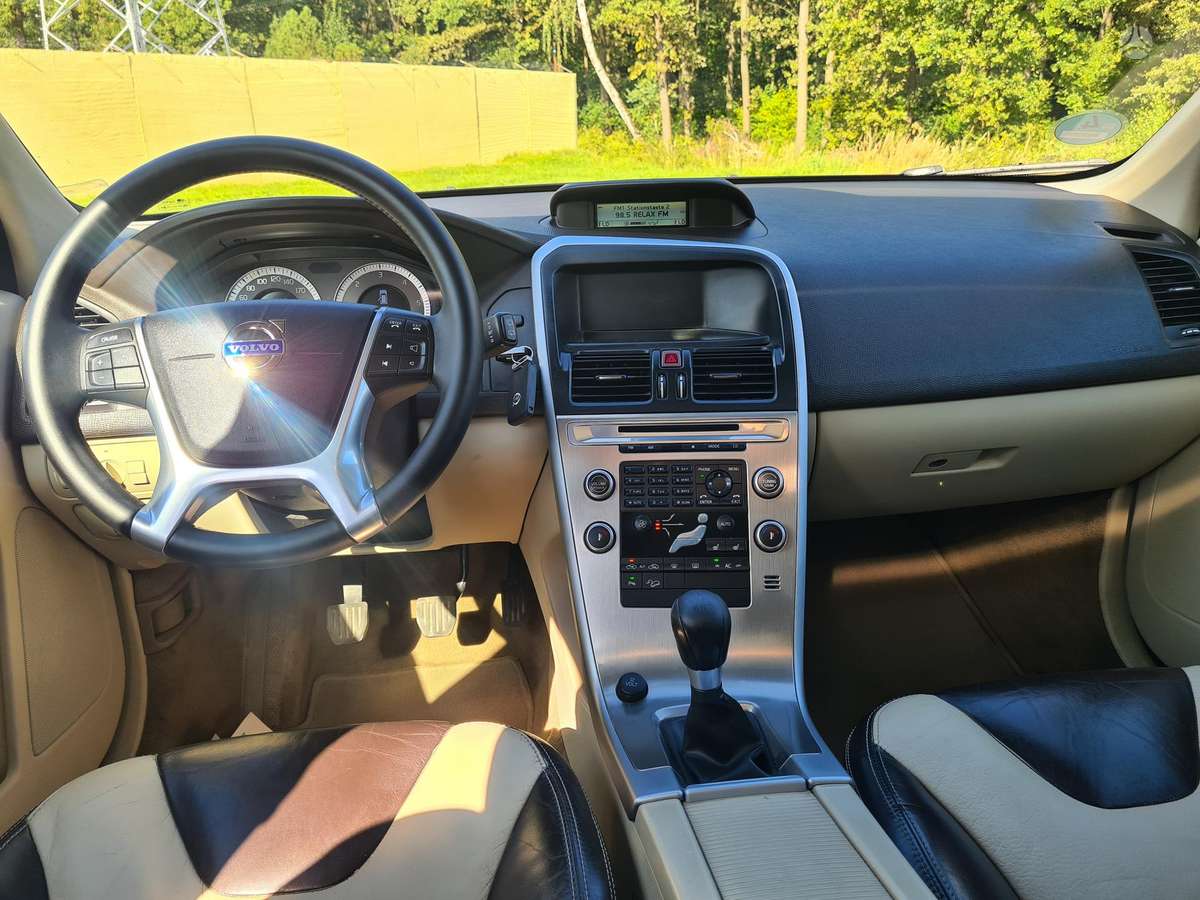 Volvo XC60 - 12