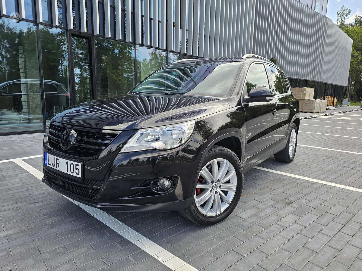 Volkswagen Tiguan - 2