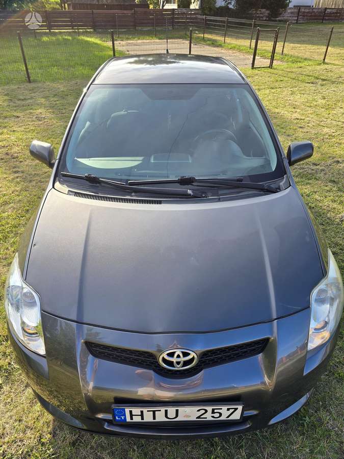 Toyota Auris - 2