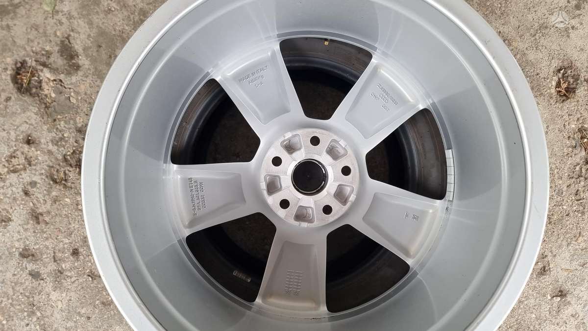 Volkswagen ID, light alloy, R19