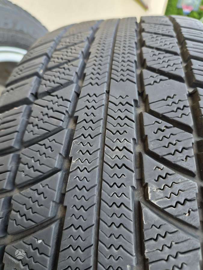 Volkswagen, light alloy, R16