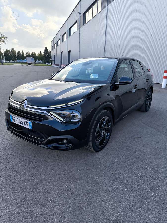 Citroen C4, 1.2 l., Хэтчбек