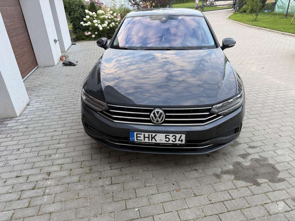 Volkswagen Passat - 3