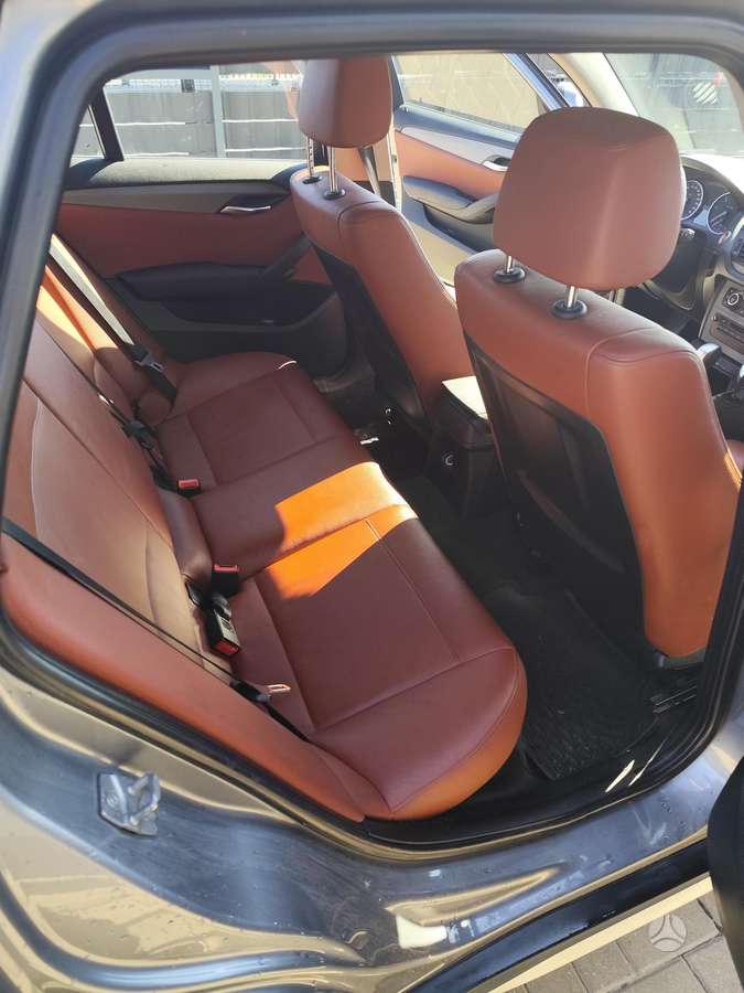 BMW X1, 2.0 l., Хэтчбек
