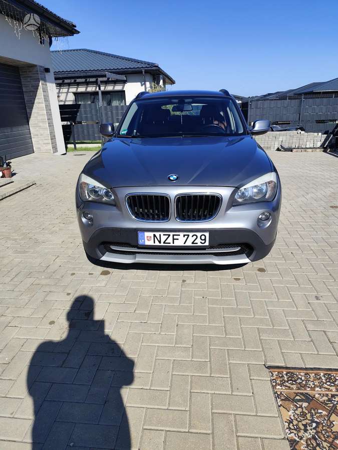 BMW X1, 2.0 l., hatchback