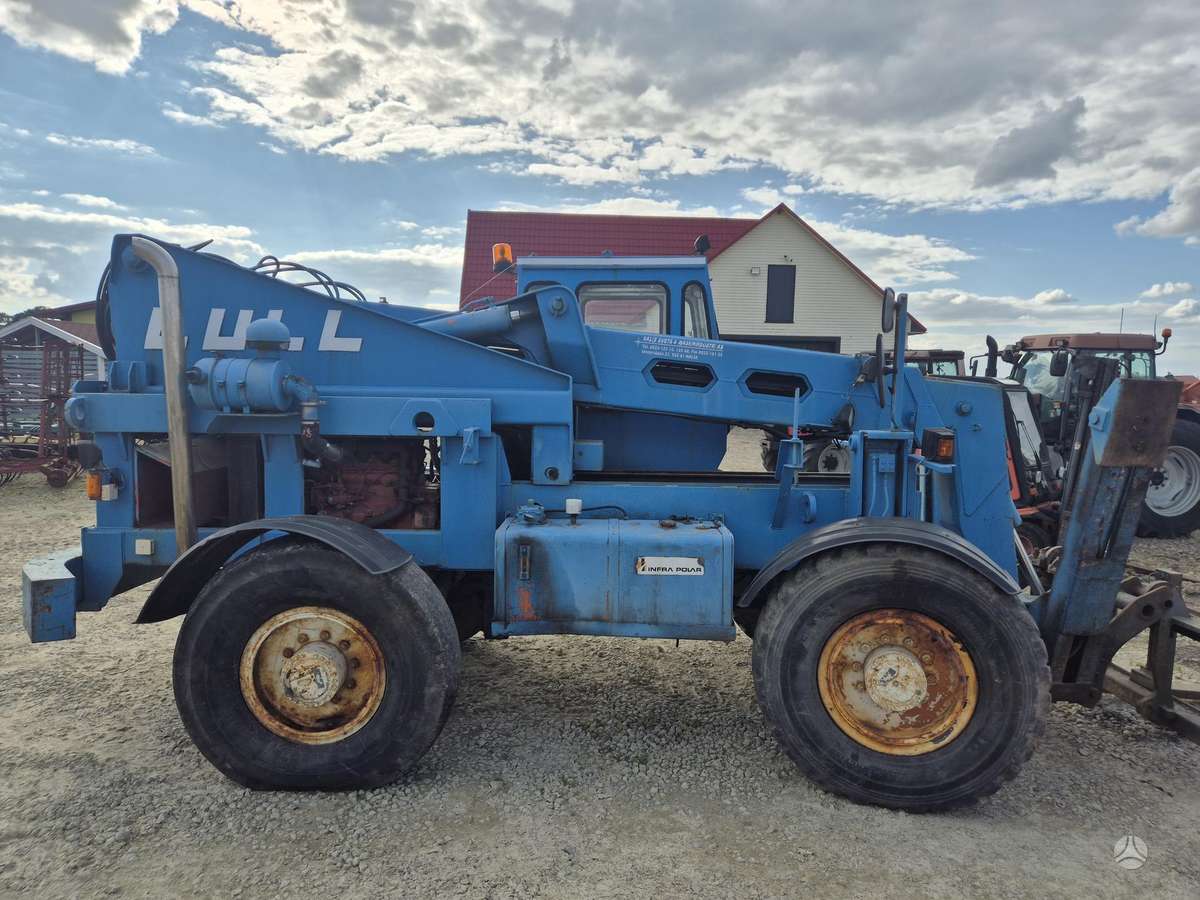 -Kita- LULL 1044, self-propelled loaders