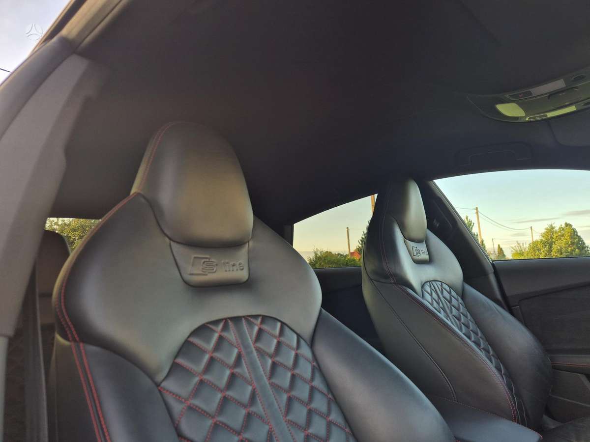 Audi A7, 3.0 l., Седан