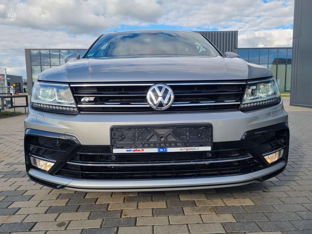 Volkswagen Tiguan - 3