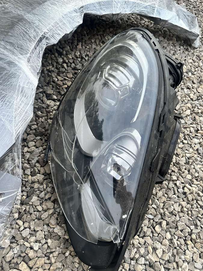Porsche Cayenne kėbulo dalys