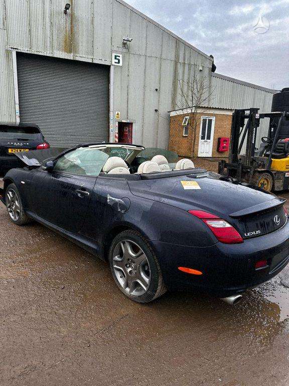Lexus SC 430