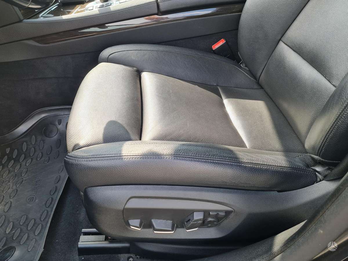 BMW 730, 3.0 l., Седан