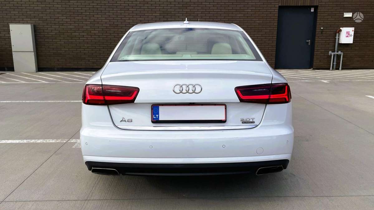Audi A6, 2.0 l., Седан