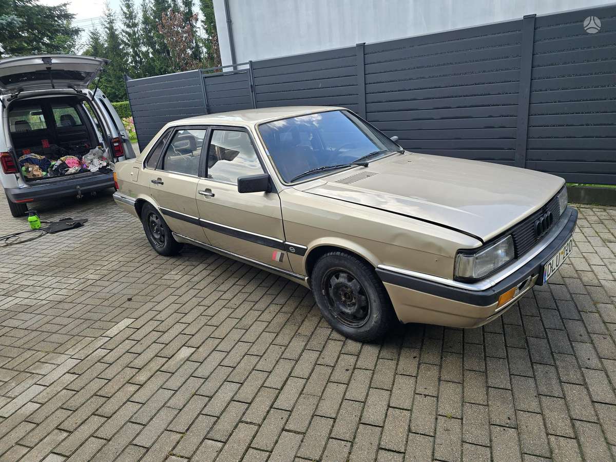 Audi 90, 2.0 l., Седан