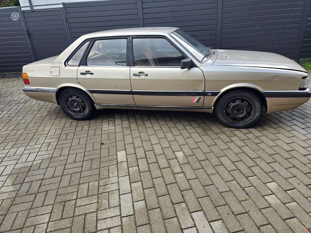 Audi 90, 2.0 l., Седан