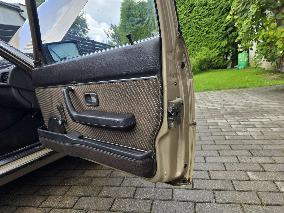 Audi 90, 2.0 l., Седан