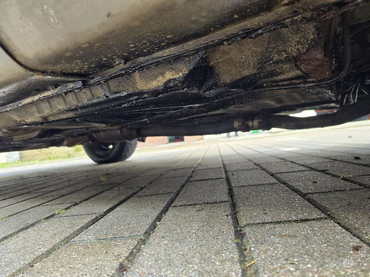 Audi 90, 2.0 l., Седан